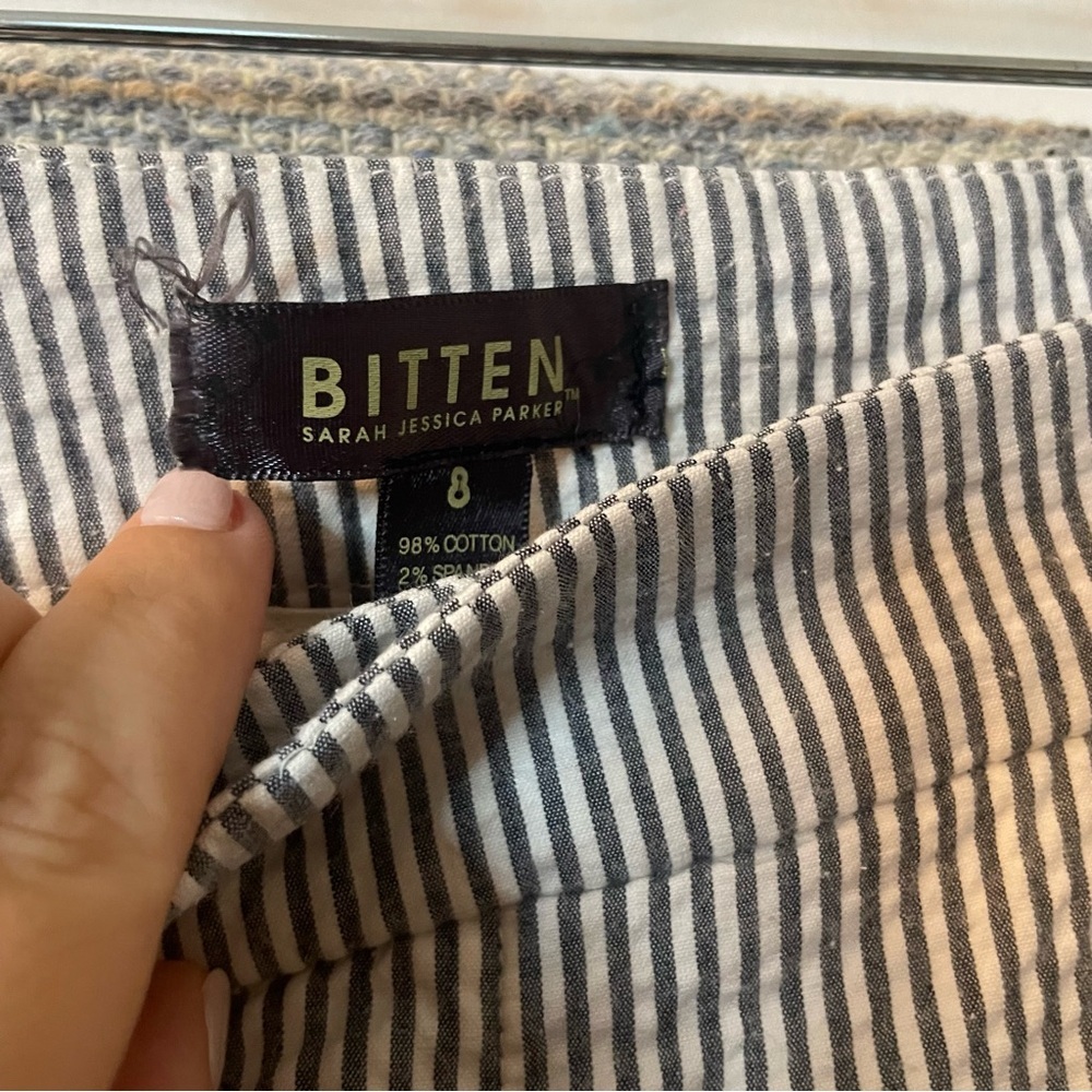 Bitten Blue and White Pants size 8 - Picture 5 of 6